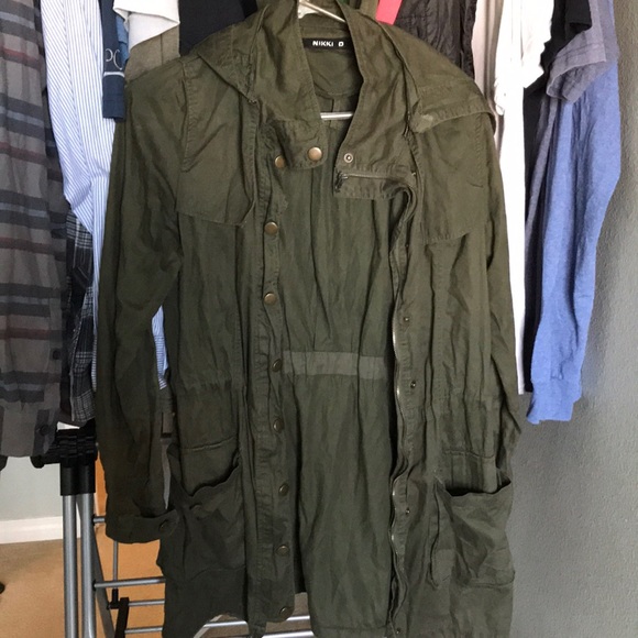 Olive green jacket - Picture 1 of 2